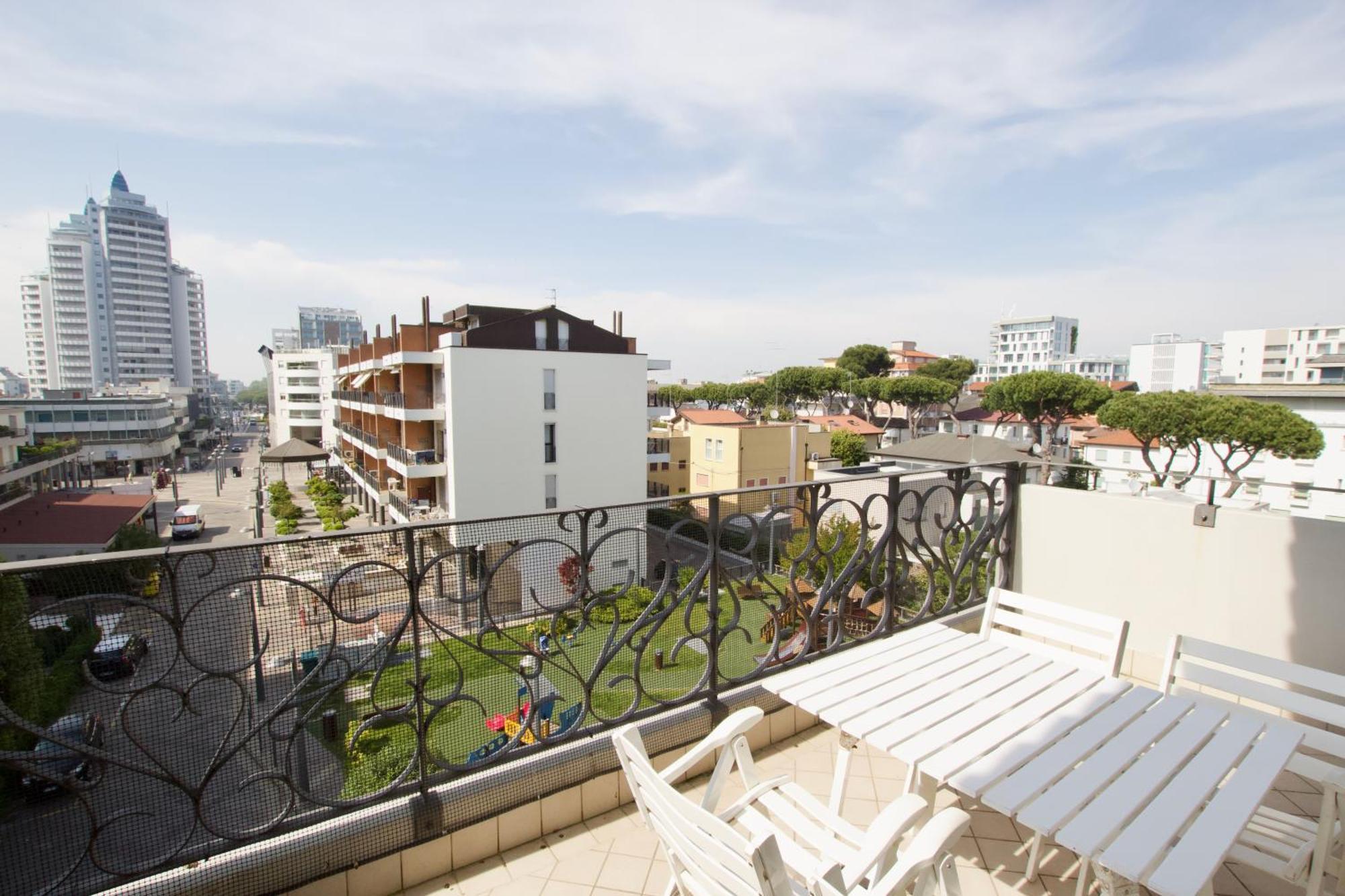 Bagni Miramare - Home Immobiliare Jesolo Εξωτερικό φωτογραφία